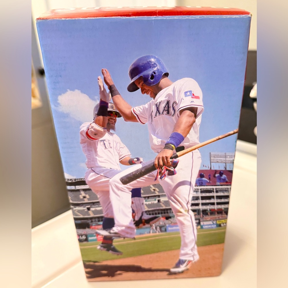 MLB Texas Rangers Elvis Andrus “High Five”Bobblehead - Picture 4 of 5